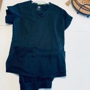 Healing Hands scrubs all size small but fit like a medium